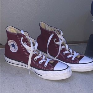 Maroon high top converse